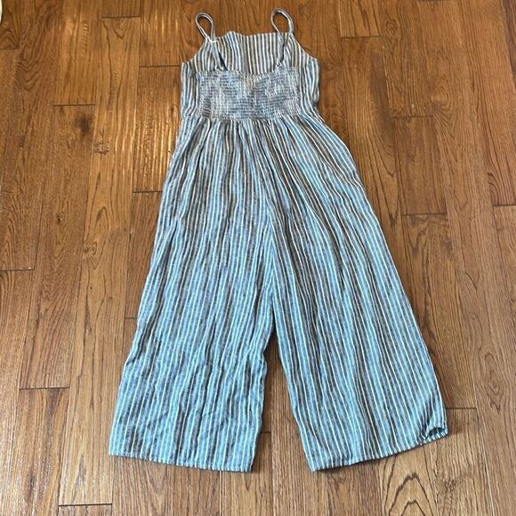 Old Navy striped linen blend jumpsuit small - Picture 7 of 8
